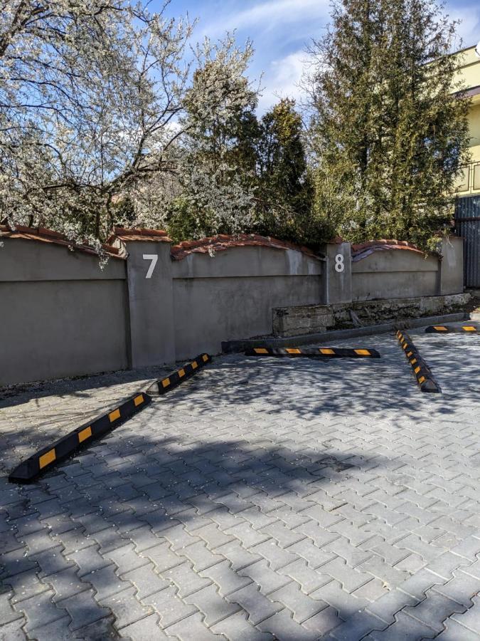 شقة Near Sanktuarium Beautiful View And Free Parking كراكوفيا المظهر الخارجي الصورة